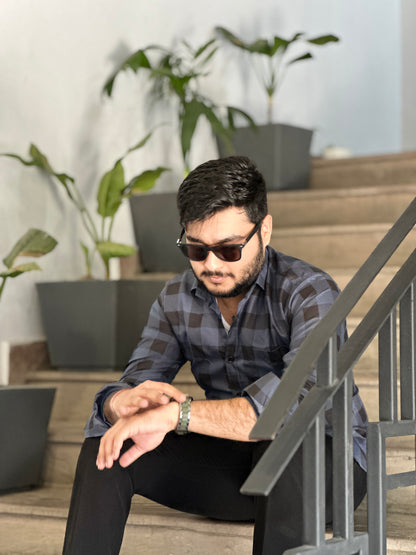 Formal checked black shirt