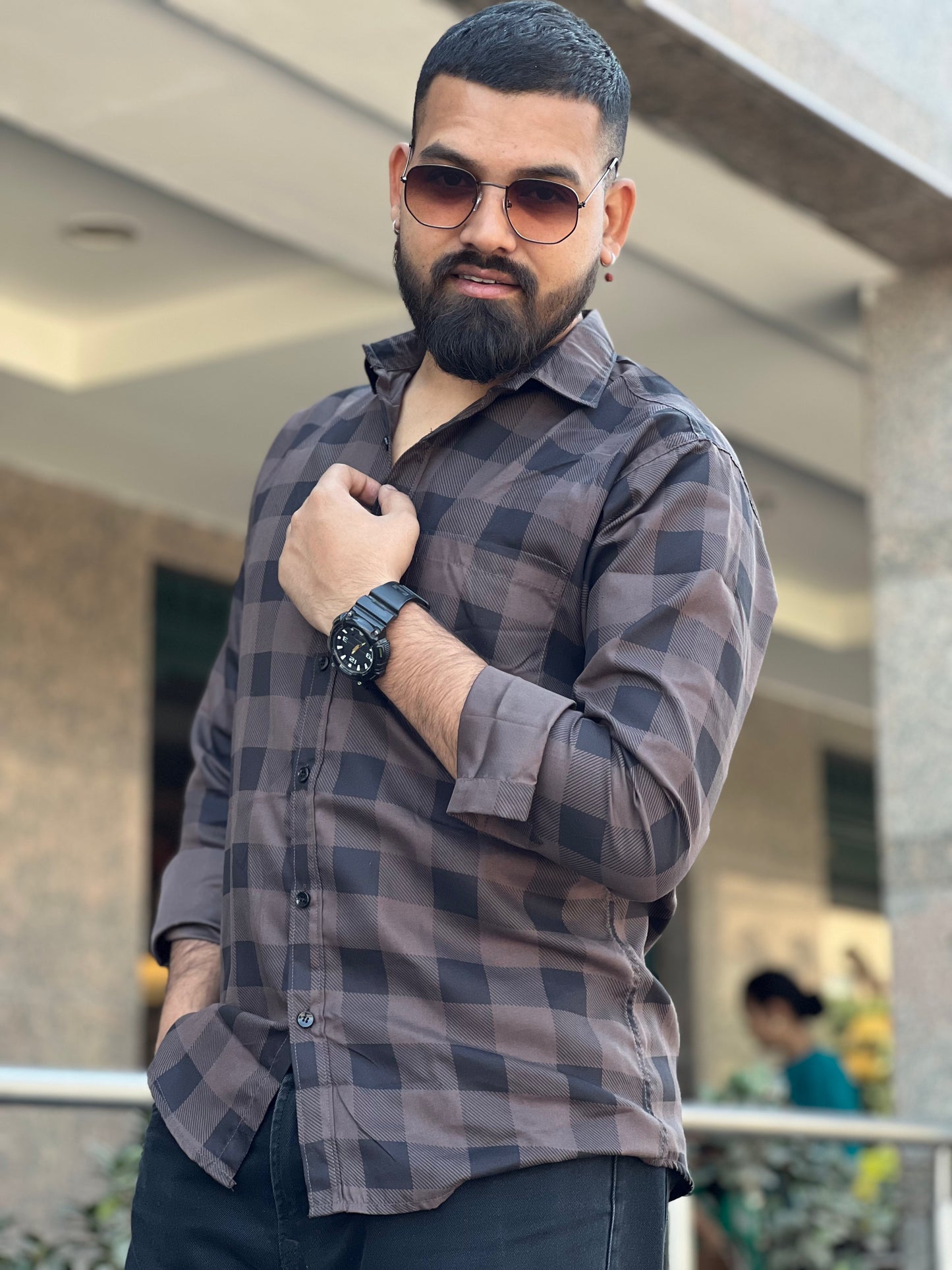 Bold Basis checked brown shirt