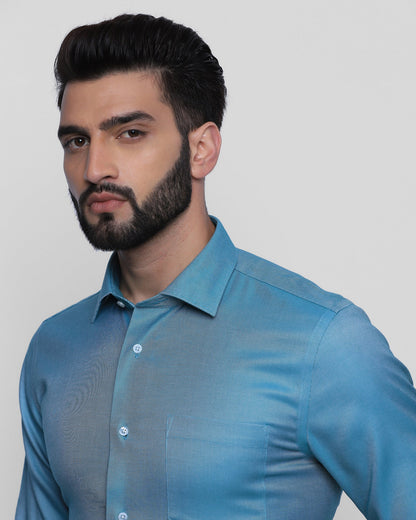 Solid formal shirt in peacock blue
