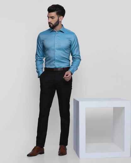 Solid formal shirt in peacock blue