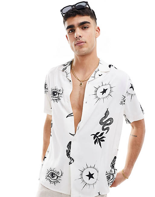 Relaxed camp collar shirt in tarot icon print in white