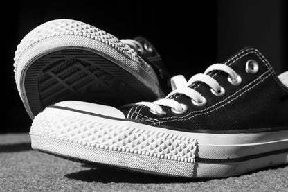 CLASSY BLACK MEN'S CANVAS SNEAKS